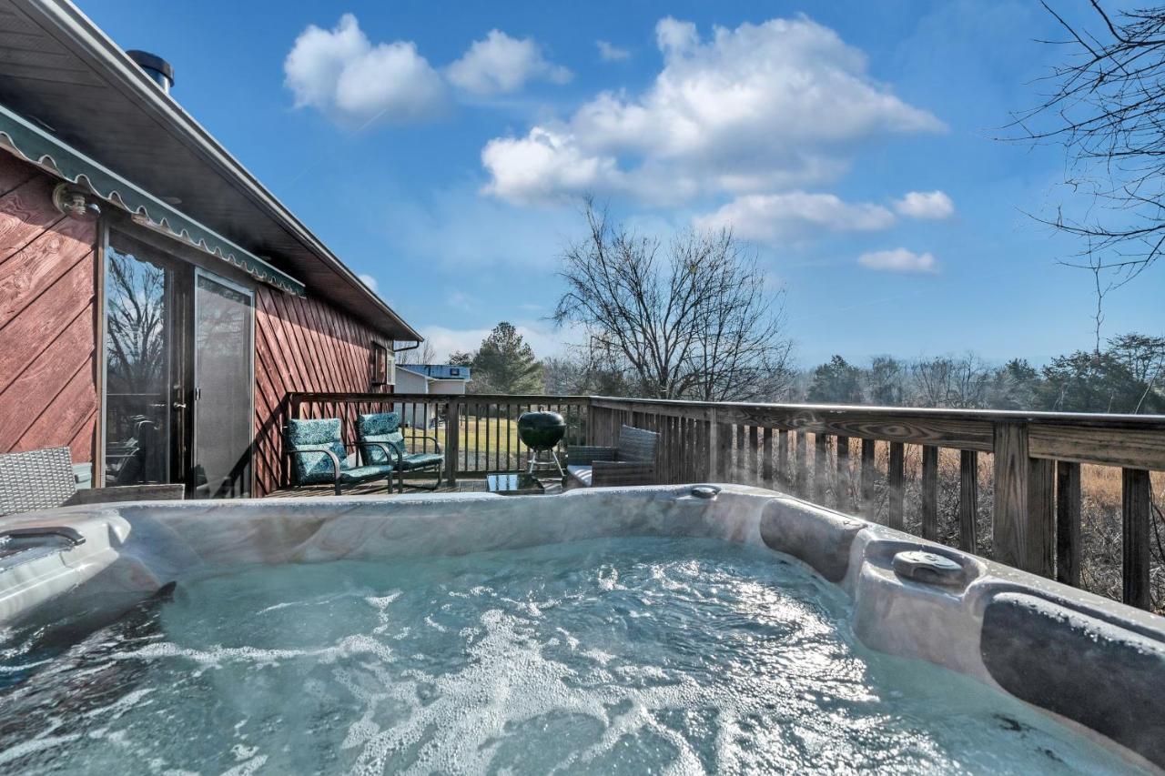 Apple Valley Hideaway, 1089 Of Free Attraction Tickets For Each Paid Day, Dollywood And More! 비둘기 포지 외부 사진
