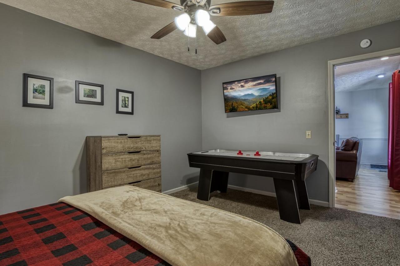 Apple Valley Hideaway, 1089 Of Free Attraction Tickets For Each Paid Day, Dollywood And More! 비둘기 포지 외부 사진