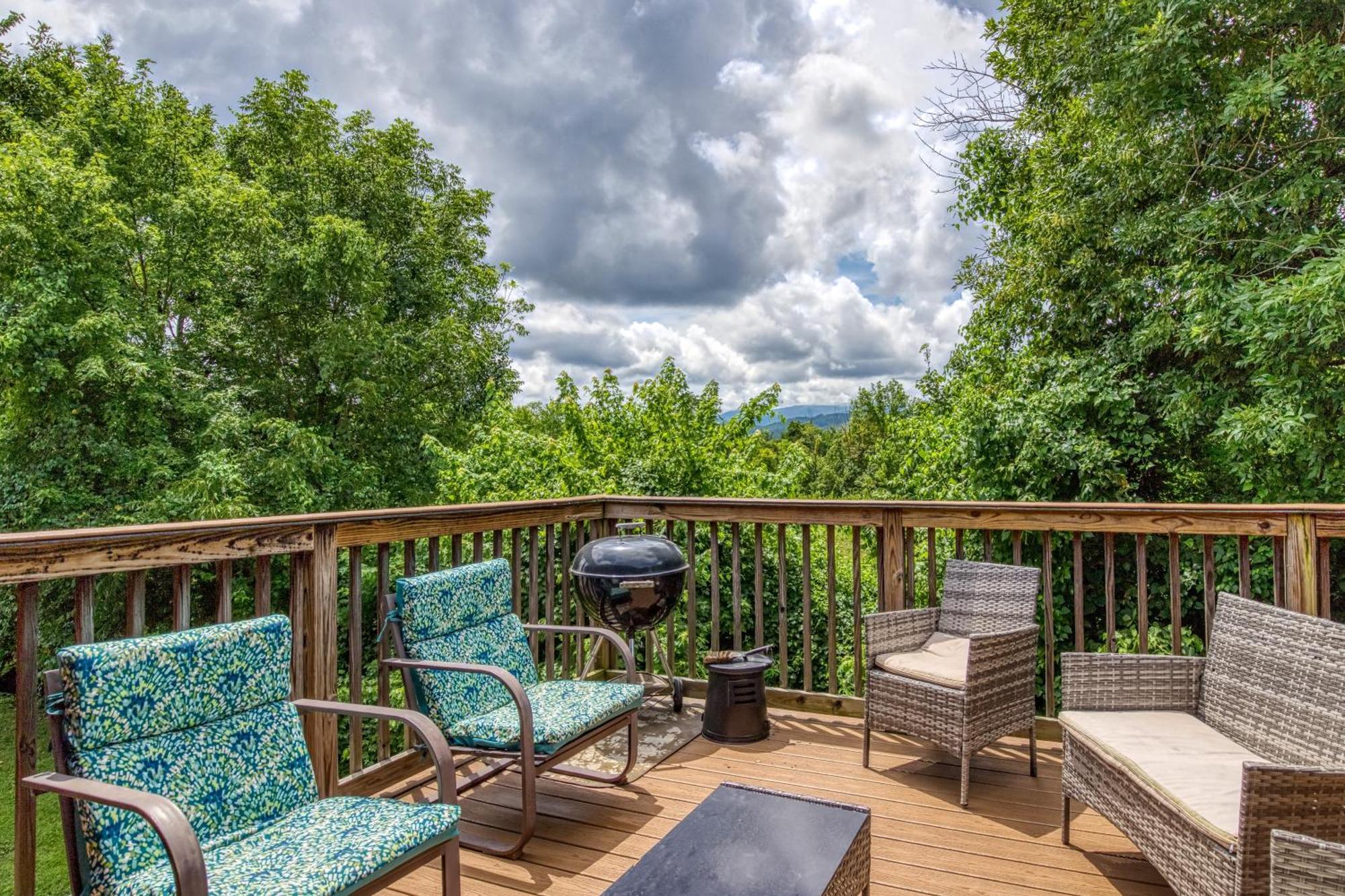 Apple Valley Hideaway, 1089 Of Free Attraction Tickets For Each Paid Day, Dollywood And More! 비둘기 포지 외부 사진