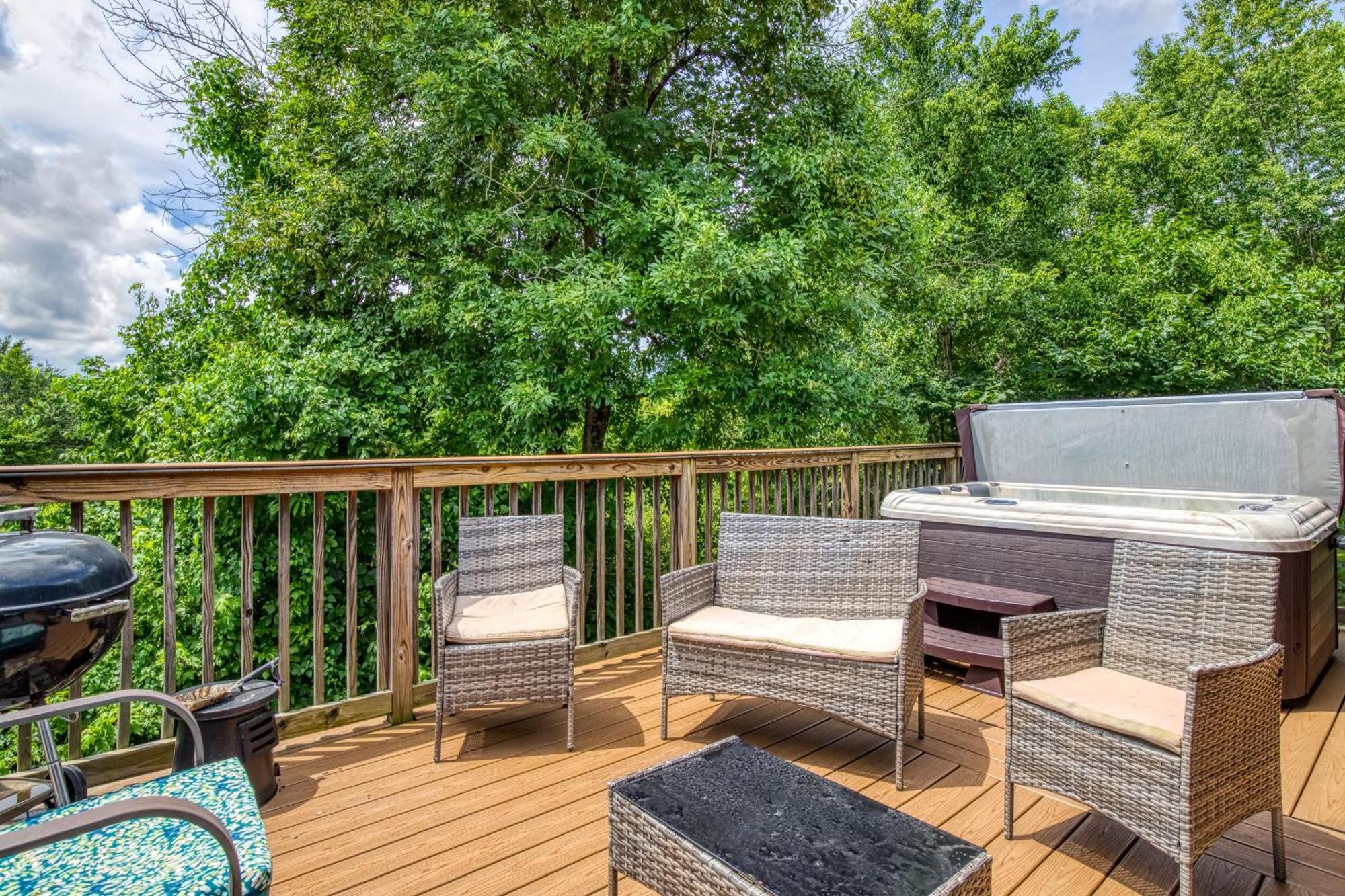Apple Valley Hideaway, 1089 Of Free Attraction Tickets For Each Paid Day, Dollywood And More! 비둘기 포지 외부 사진